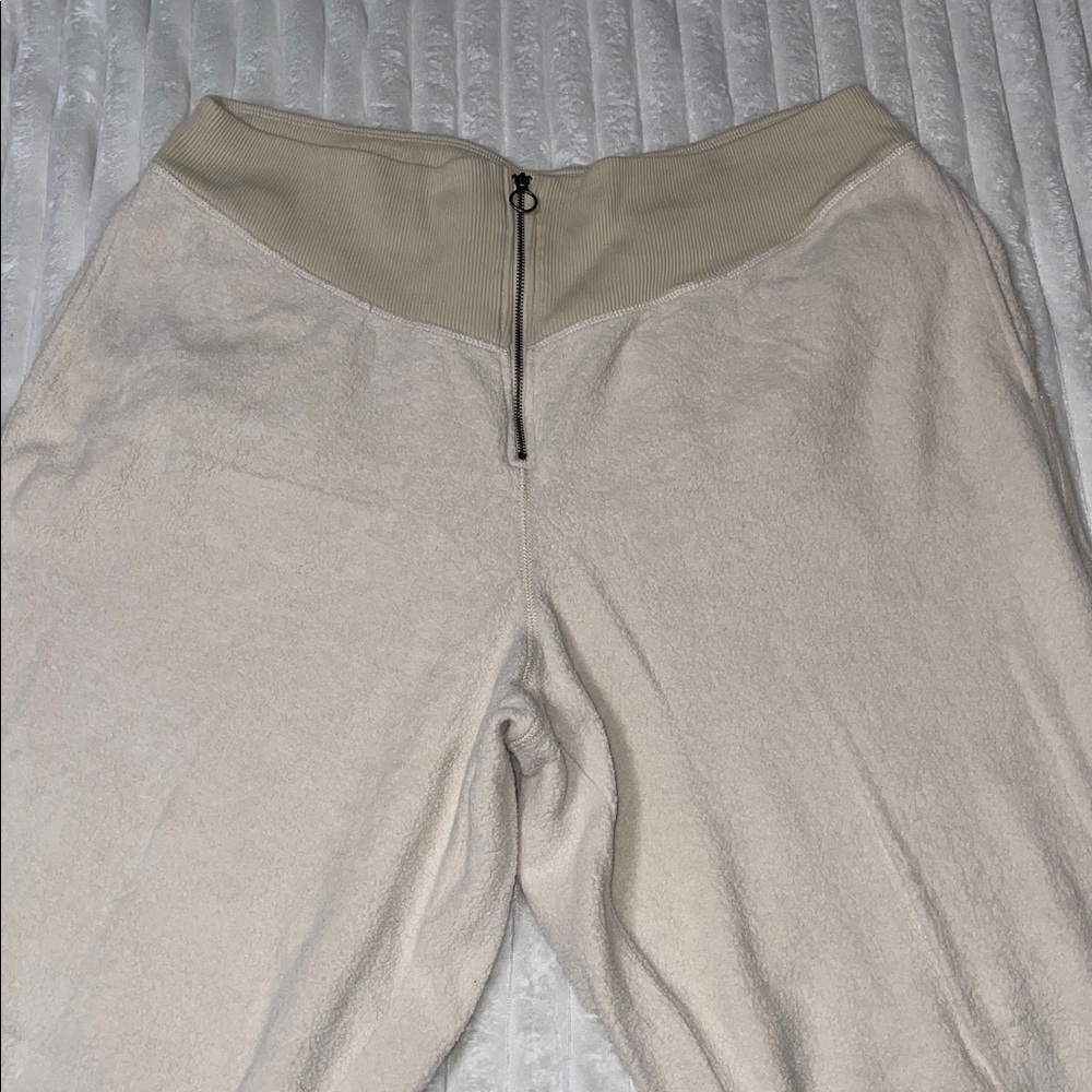 Aerie Fleece Cream Jogger Pants with Zipper | Size XXL - Picture 2 of 9